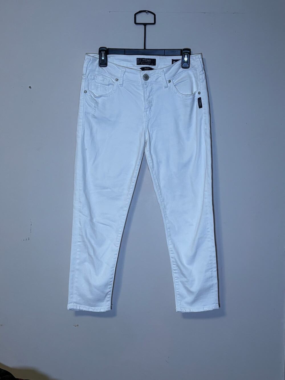 SILVER sz 29 women's white suki high Capri denim